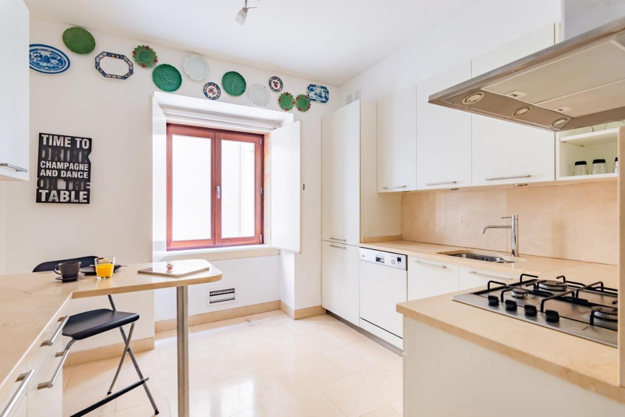 Chiado Mercy II Apartment Lisboa Екстериор снимка